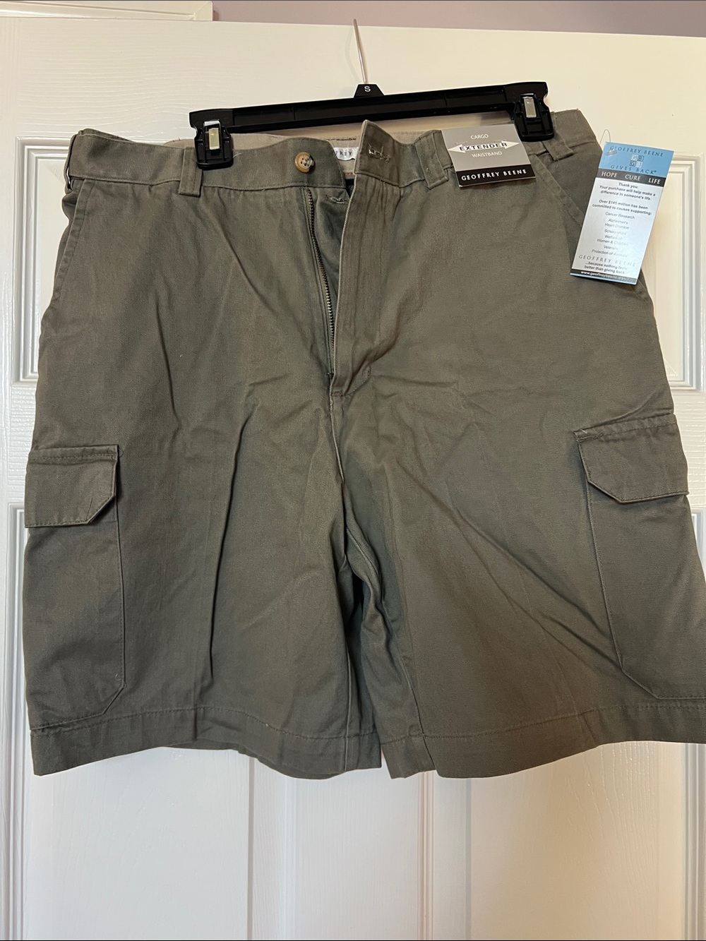 Geoffrey Beene Men's Olive Green Cargo Shorts